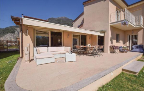 Il Pino, Camaiore